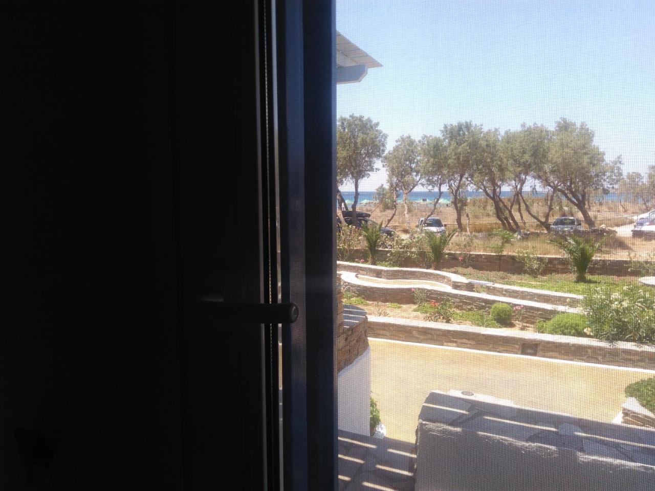 اجيوس ايوانيس Nostos Beachfront Apartments & Studios المظهر الخارجي الصورة