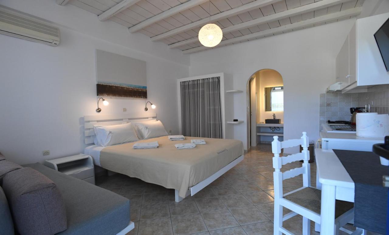 اجيوس ايوانيس Nostos Beachfront Apartments & Studios المظهر الخارجي الصورة